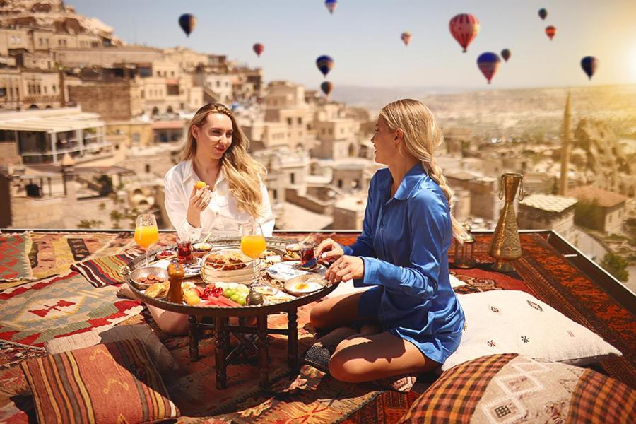 Mak'S Cave House Bed & Breakfast Üchisar Bagian luar foto